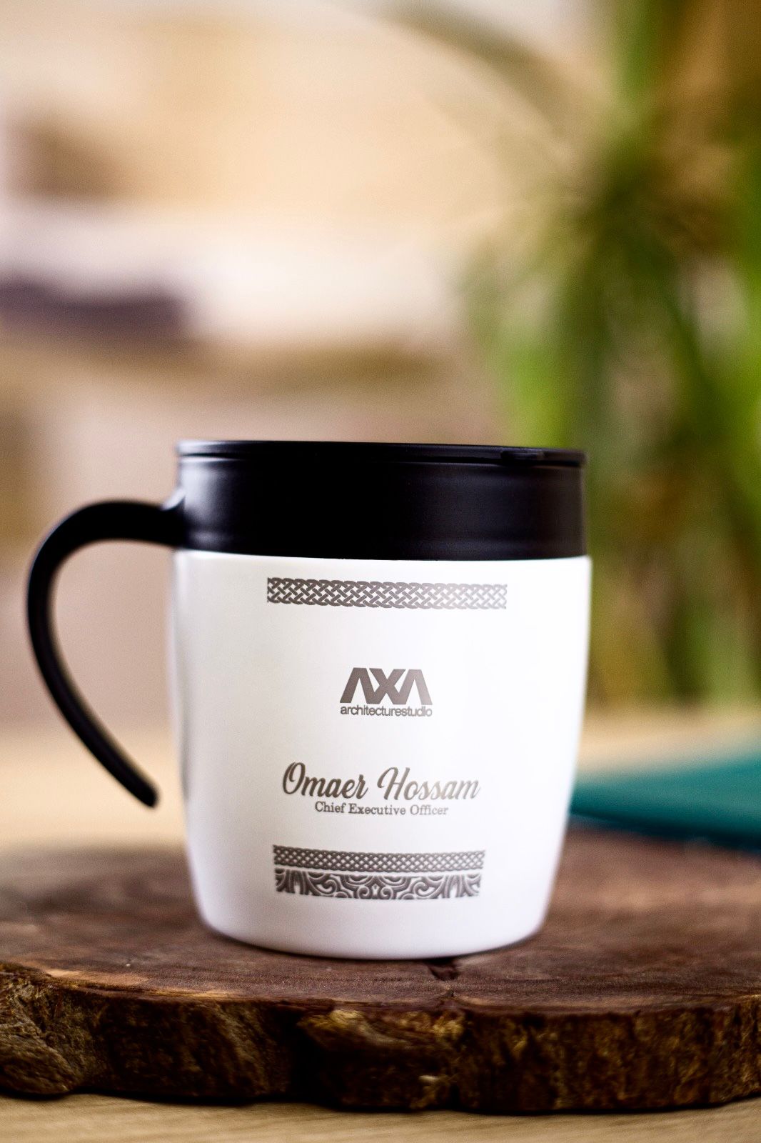 On the Go essentials - White