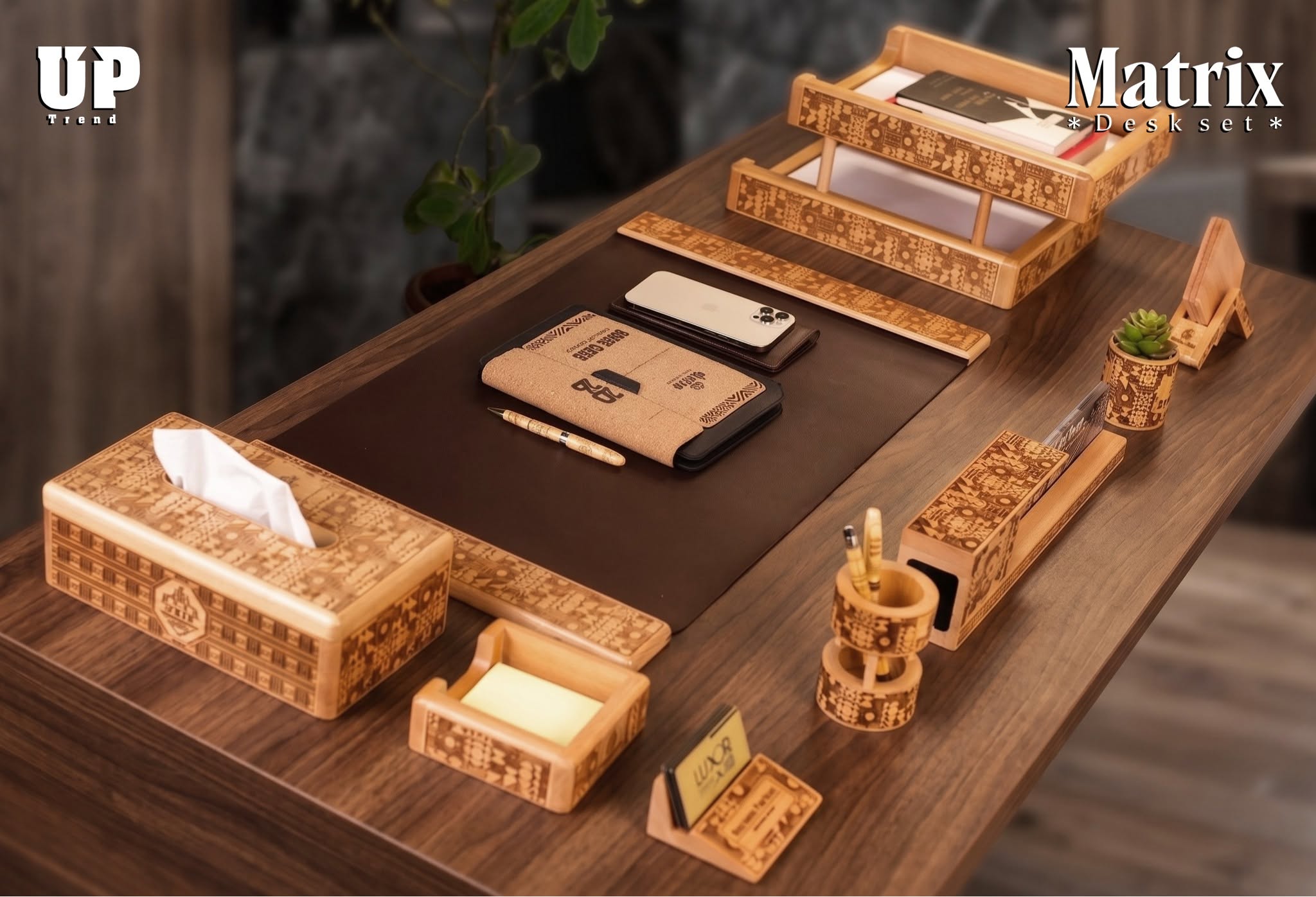 Matrix Desk Set