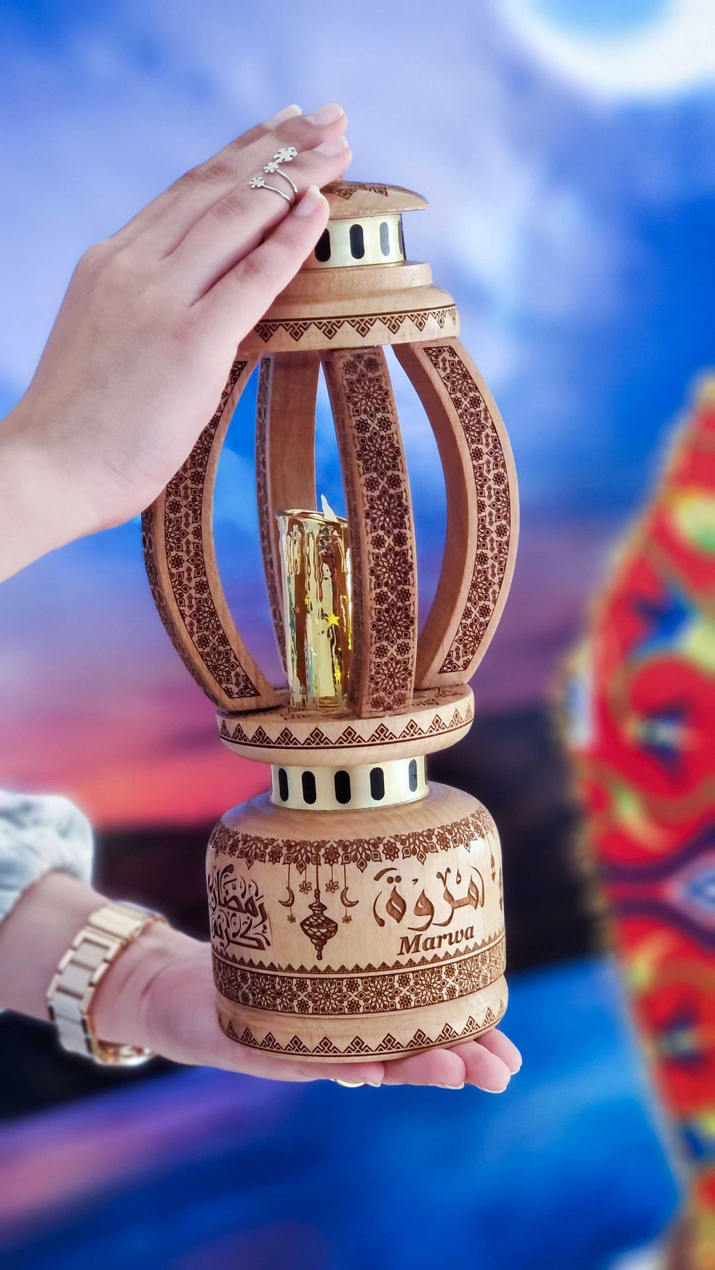 الفانــــوس الأسطــــورة