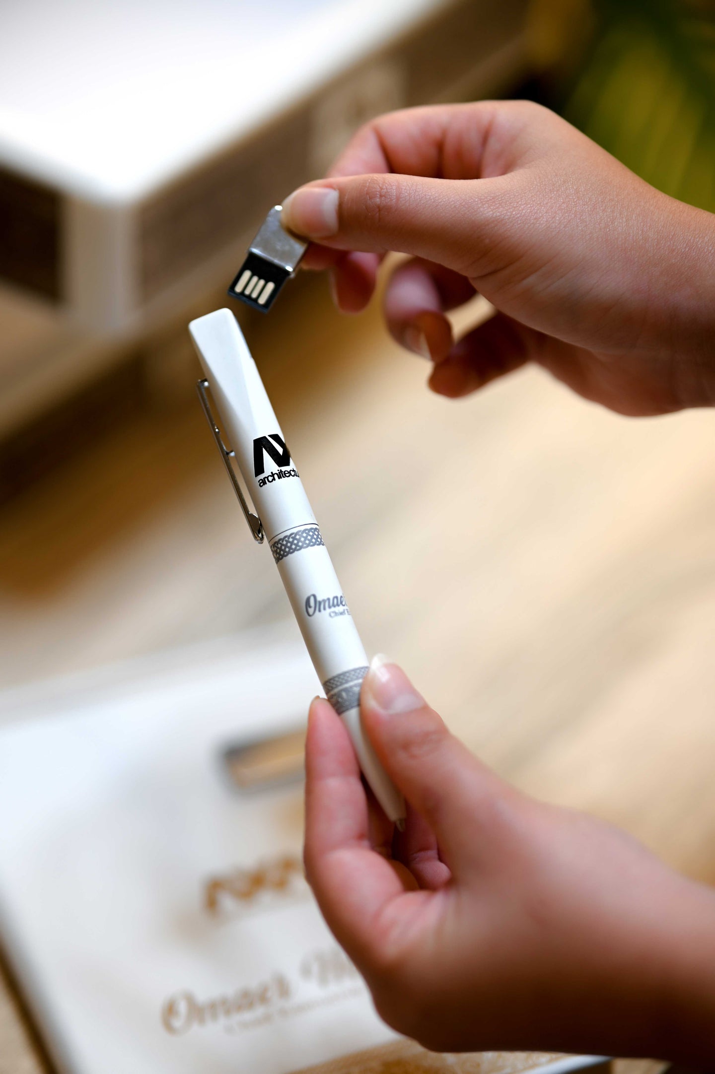 Summit Modern Deskset